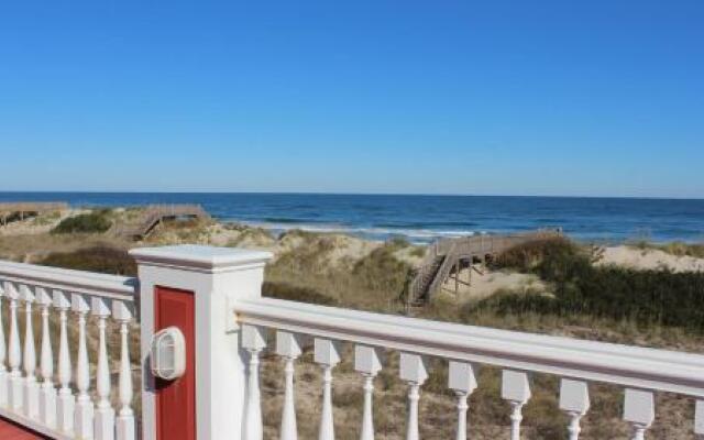 Life's a Beach - 6 Br Home