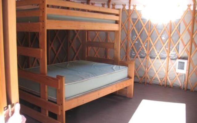 Mount Hood Village Premium Yurt 4