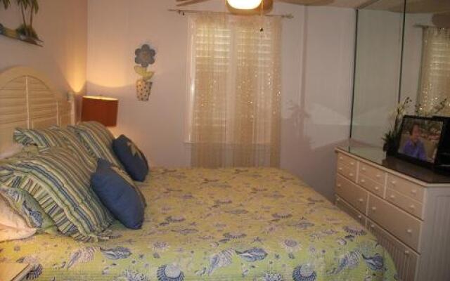 Royal Palms 1107 by RedAwning