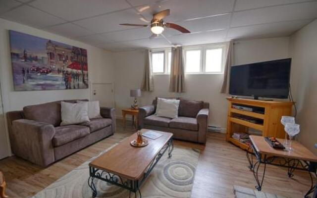 La maison sous les arbres