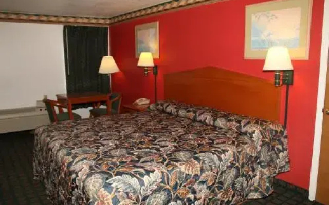 Lonestar Inn