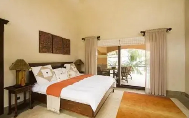 Spacious Luxury Beachfront Villa in Playa Flamingo
