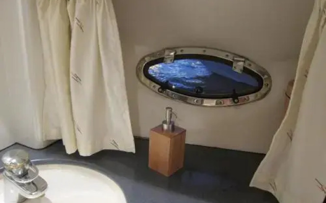 Lanzarote Yacht Hotel