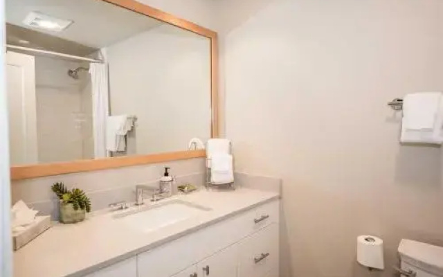 Dollar Meadows Condo 1368 by RedAwning