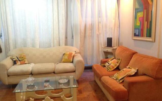 2 Bedroom Apartment in Copacabana 300m From the Beach Cavirio Br403