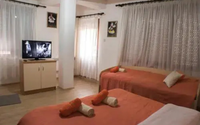 Maja Apartments