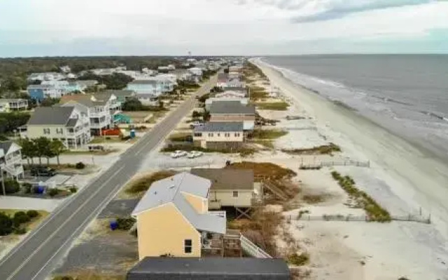 Banana Hammock - 4 Br Home