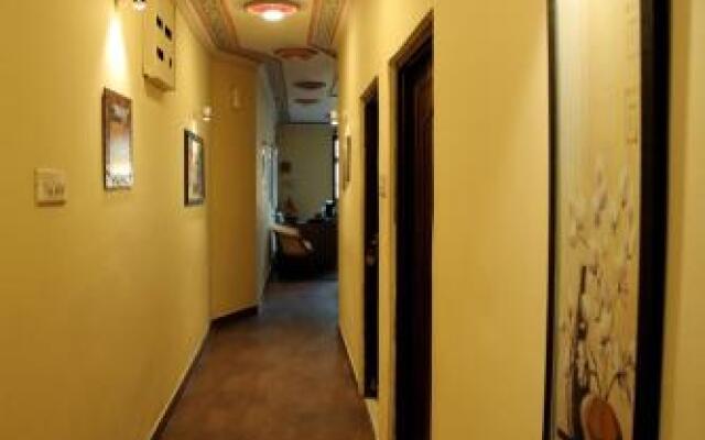 Hotel Rajwada Palace