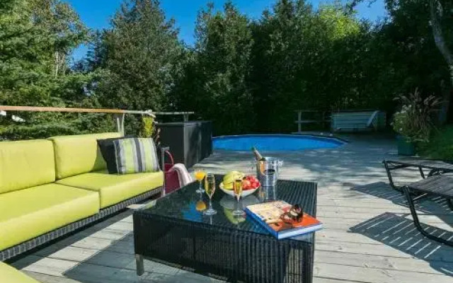 241 - La Côte Fleurie - Les Immeubles Charlevoix