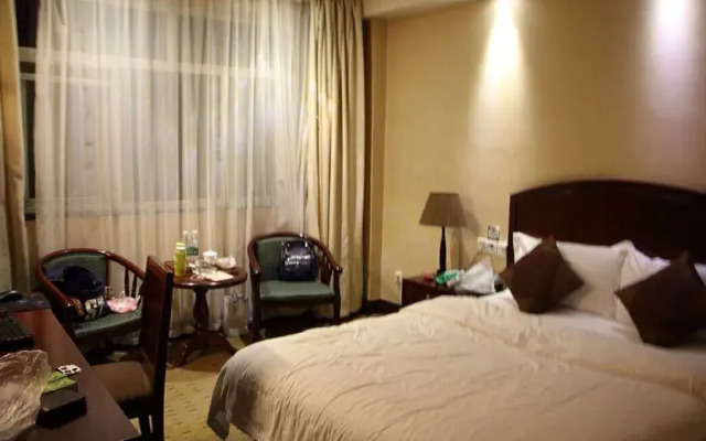 Yueyang Dongfanghong Rica Hotel