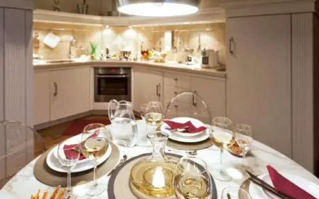 Bobolino Deco Halldis Apartment