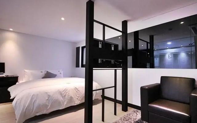 9 Hotel Dongrae