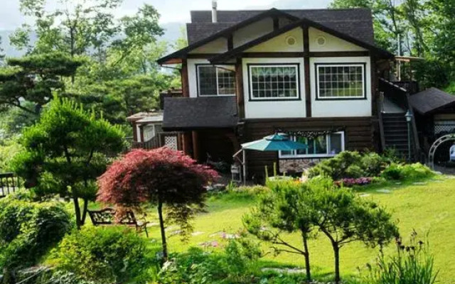 Yangpyeong Anatole Pension