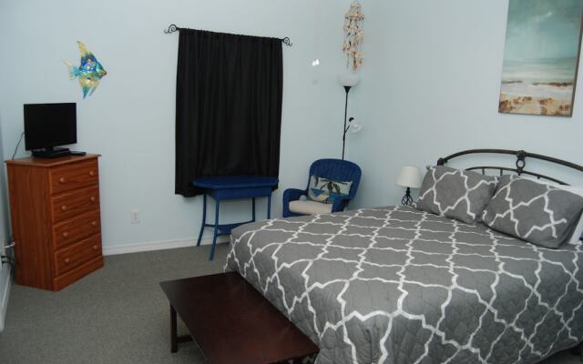 Romar Lakes 205B by RedAwning