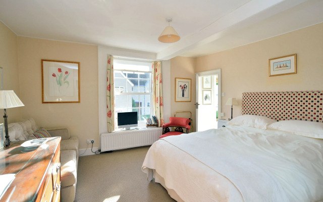 B&B Castleton House
