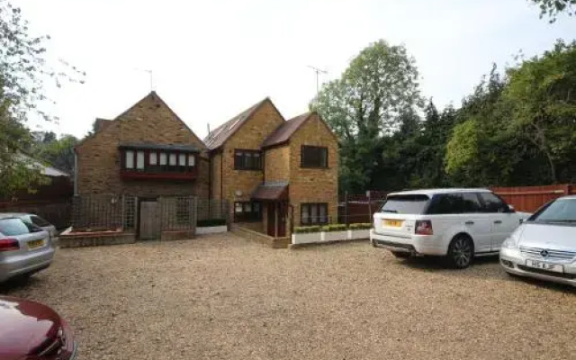 Harpenden House