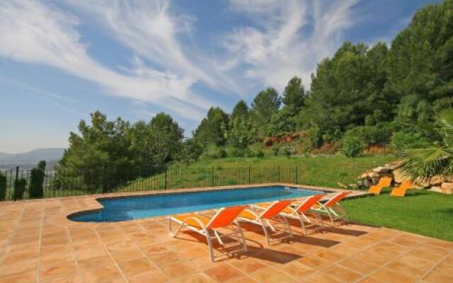 Villa Cortez