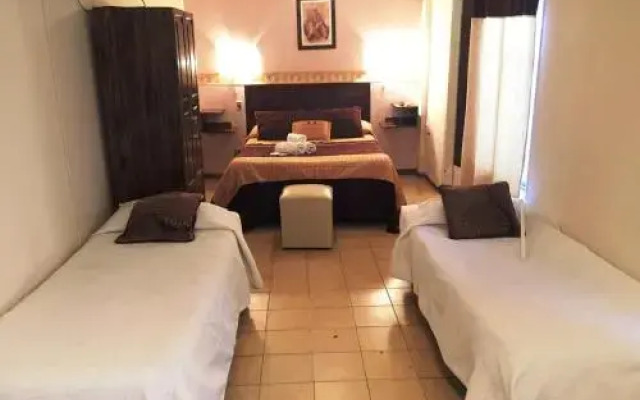 Hotel Neruda