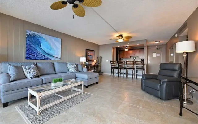 Valley Isle 509 by RedAwning