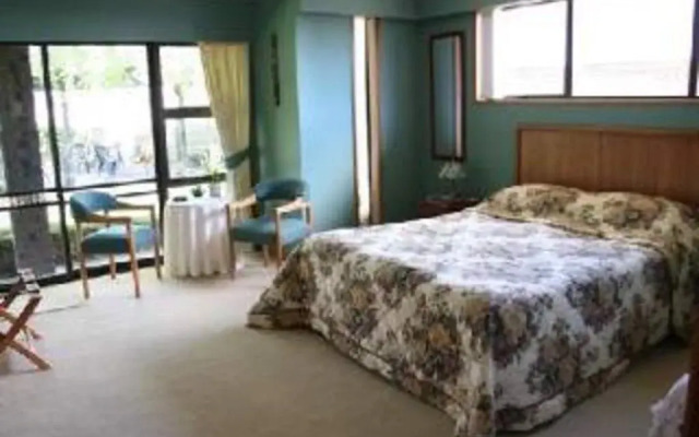 Admiral Creighton B&B