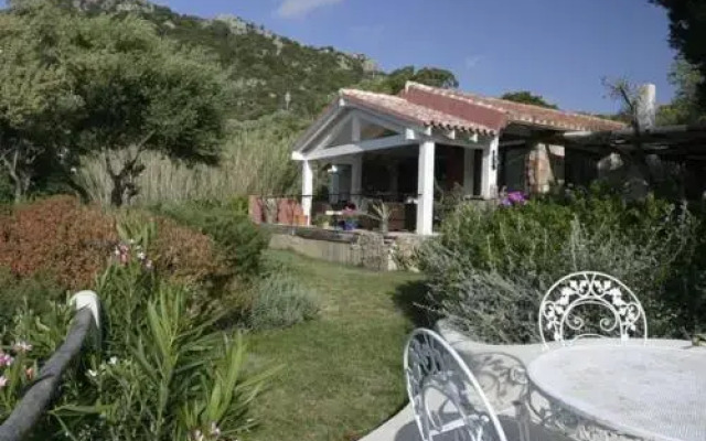 Domus De Rocas Holiday House