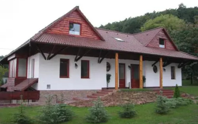 Zöldvár villa