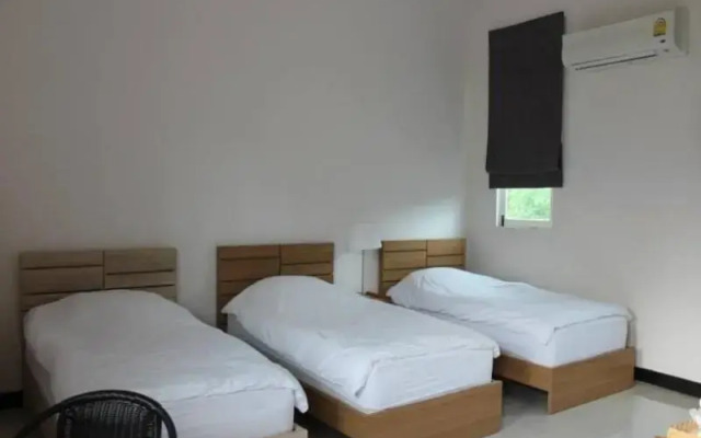 Amigo Saloon Khaoyai Hotel