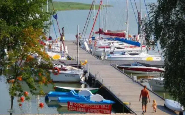 Marina Lester Club