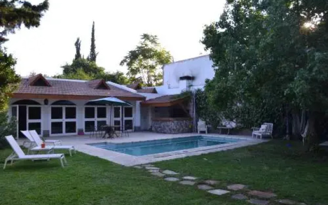 Tanino Guest House
