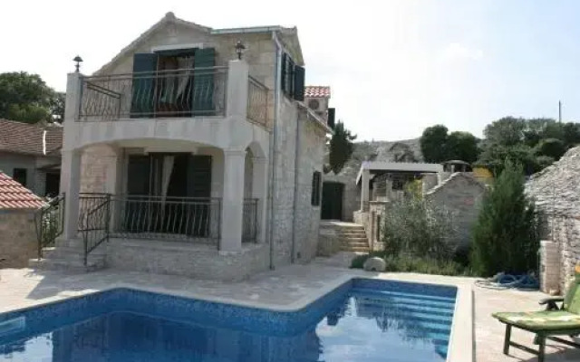 Villa Škrip
