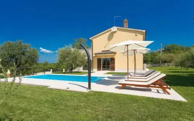 Villa Blog 1 by Interhome