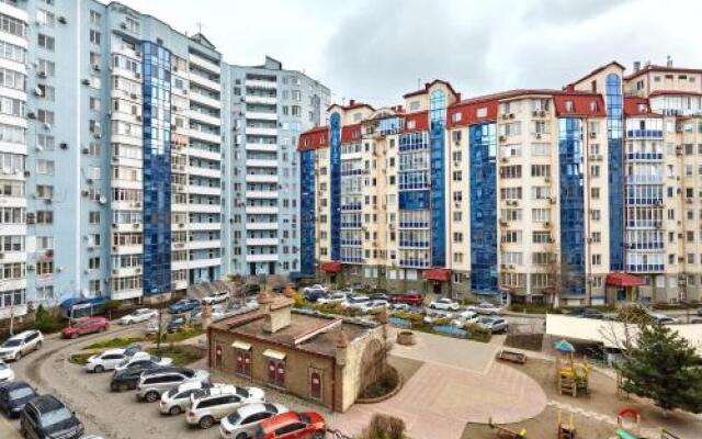 Na Ishunina Apartments