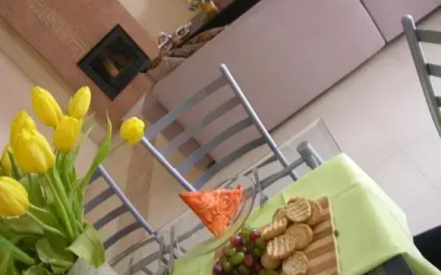 Ośrodek na jeziorem - Radew Rosnowo