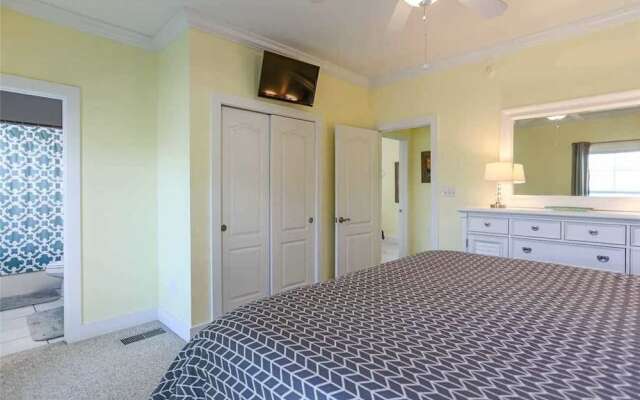 Mer'sea 21C - 2 Br Condo
