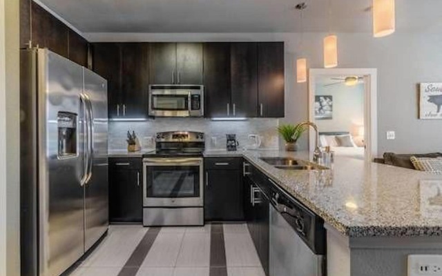 Downtown Dallas 2BR Apts