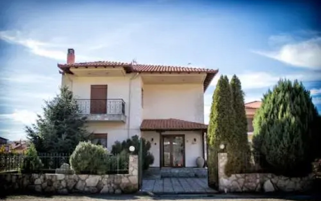 Karipidis Hotel