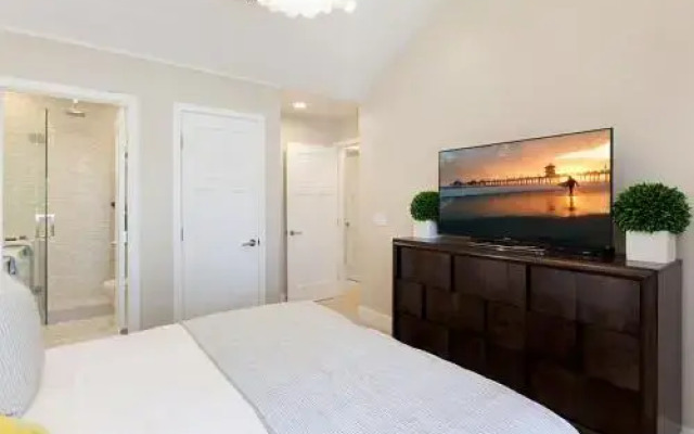 Walnut Apartment 1371 Condo