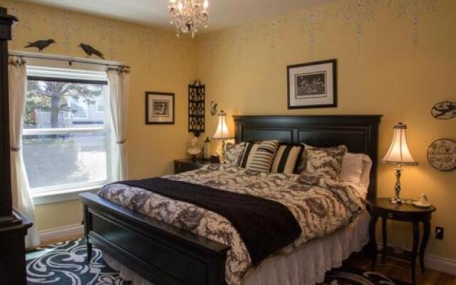 Sunset - 5 Br home by RedAwning