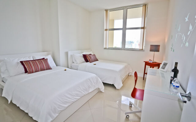 One Broadway Luxury Suites Downtown