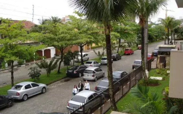 Apto na Praia Da Enseada