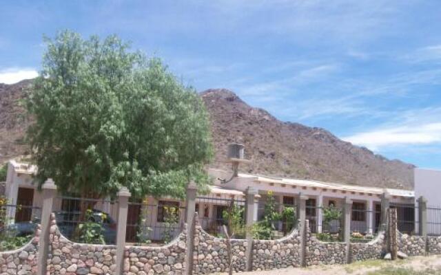 Hospedaje Las Tinajas