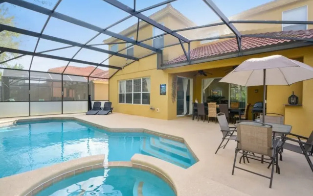 Seven-Bedroom Home at Bella Vida