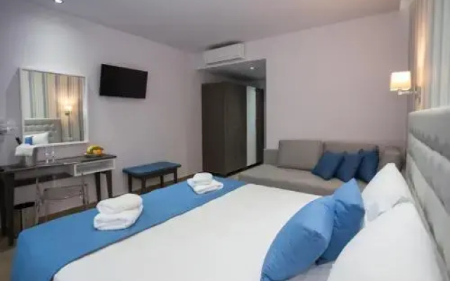 Patiras Deluxe B&B