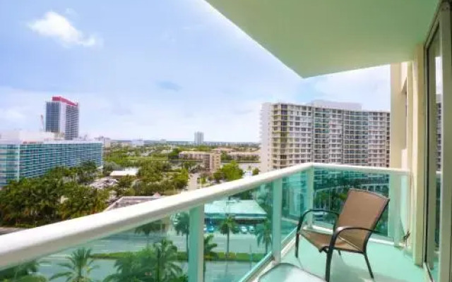 Beautiful Apartment On The Beach!