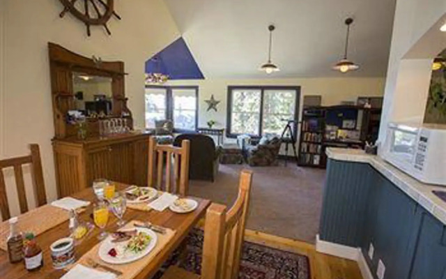 Shooting Star Bed and Breakfast