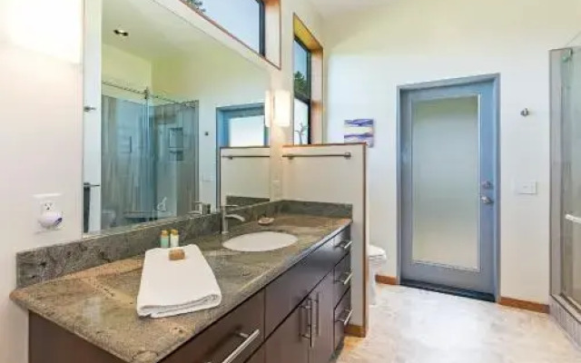 Shining Sea - Four Bedroom Home