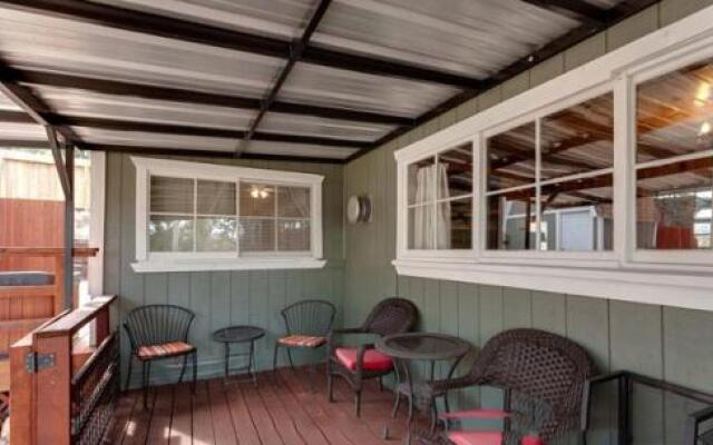 Cameron House 803 by RedAwning