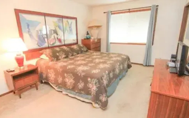 Pacific Paradise - 1 Br townhouse by RedAwning