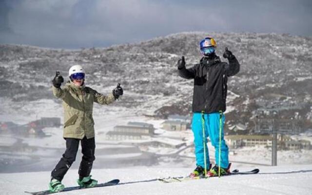 Razorback 11 - Razorback Plaza Jindabyne