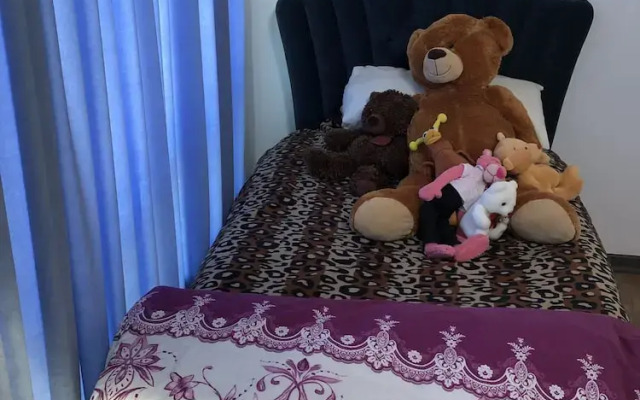 Villa with Private Garden in Karaman